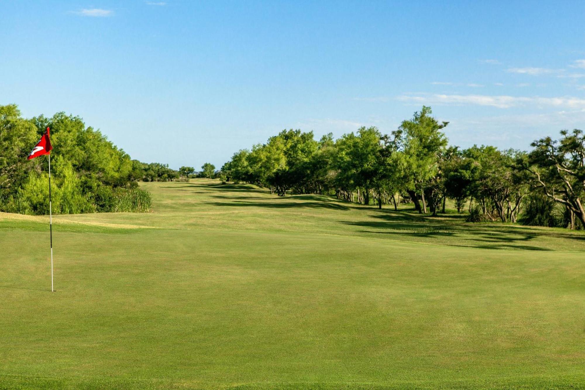 쉐라톤 콜로니아 골프 앤 스파 리조트 콜로니아델사크라멘토 외부 사진 Golf course at the University of North Texas